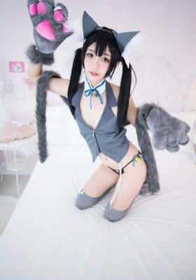 丰满的岳母电影